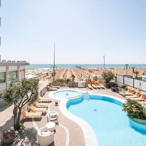 https://hotel-capri-lido-di-jesolo.hotelinveneto.com