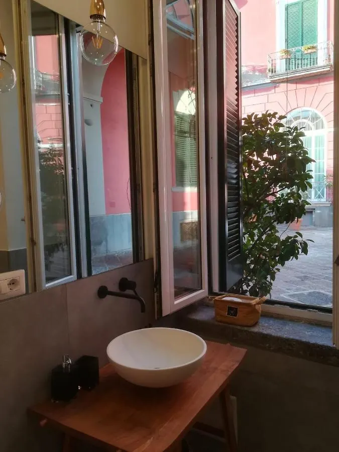Guest house B-Montedidio Hotel Naples Italy